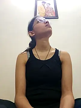 Aleena Rai online show from March 7, 5:38 pm