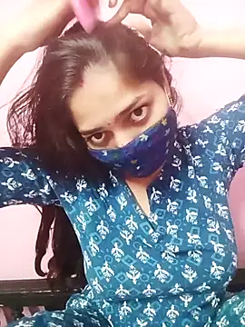 Cute-Simmi online show from February 12, 7:47 am