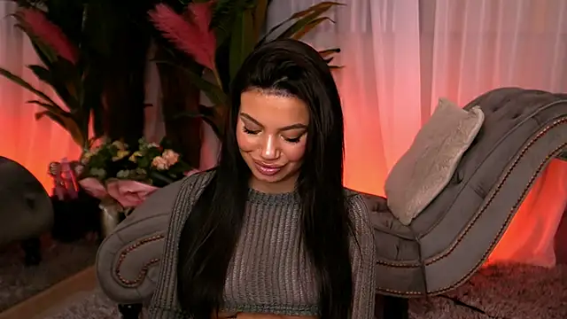 EsmeeLuv online show from March 5, 7:49 pm