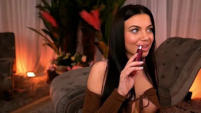 EsmeeLuv online show from March 6, 5:14 am