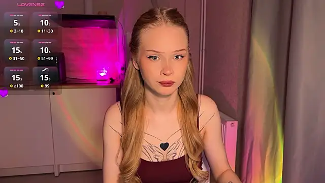 lisa barbie online show from February 24, 7:34 pm