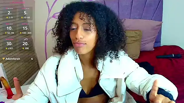 Zia Green online show from March 18, 3:31 pm