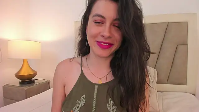 Snapshot of JaneLondon chatting on January 21, 10:41 pm JaneLondon online show from January 21, 10:41 pm