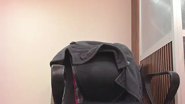 Snapshot of JaneLondon chatting on January 14, 1:06 pm JaneLondon online show from January 14, 1:06 pm