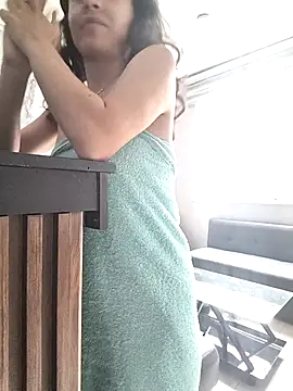 Snapshot of JaneLondon chatting on March 25, 12:55 pm JaneLondon online show from March 25, 12:55 pm