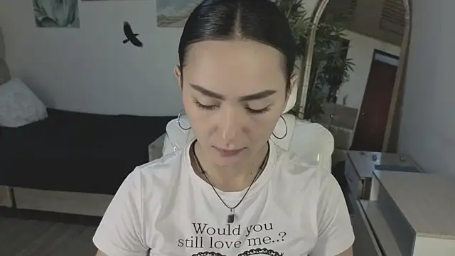 Amy Kiitty  online show from May 10, 1:38 pm