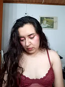 Emi chik online show from October 17, 10:40 am