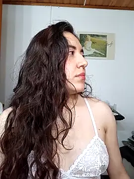 Emi chik online show from October 26, 10:43 am