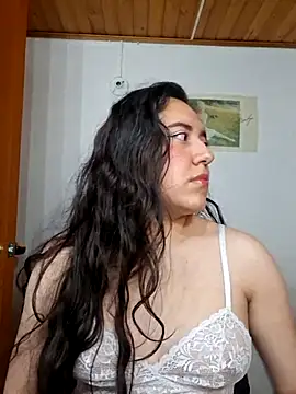 Emi chik online show from February 28, 10:38 am