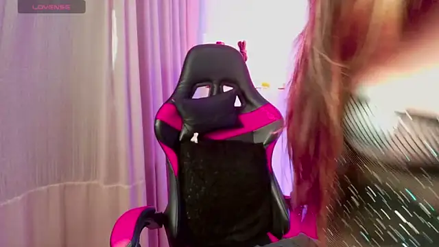 Megaan Greey online show from October 8, 4:15 pm