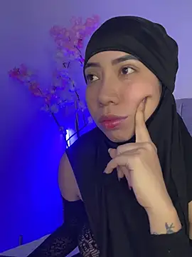 Sweet hot mia online show from May 5, 2:47 pm
