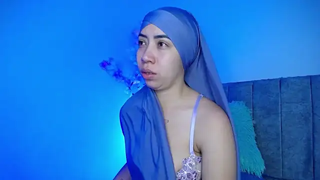 Sweet hot mia online show from May 10, 10:53 am