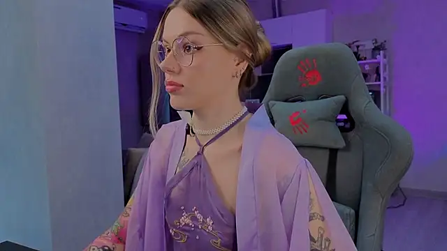 Marta May  online show from July 14, 10:32 am