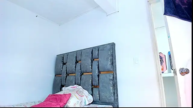 Sofia HornyTs online show from February 14, 3:03 am