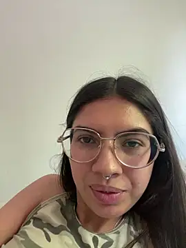 Argentiiniita online show from January 18, 2:12 pm