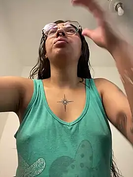 Argentiiniita online show from March 6, 10:15 pm