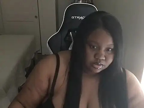 explosivekitty69 online show from October 9, 10:30 pm