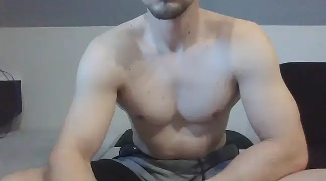 LoveEveryWet online show from March 18, 8:03 am