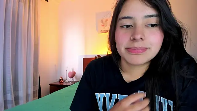 GabyButtler1 online show from March 3, 8:32 pm