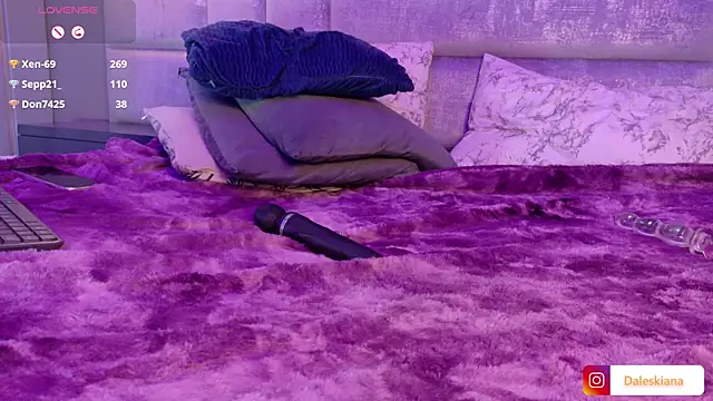 Snapshot of daleskass chatting on September 22, 8:49 am daleskass online show from September 22, 8:49 am