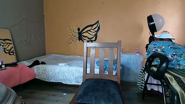 Snapshot of jenny-ki-bella chatting on September 23, 3:31 am jenny-ki-bella online show from September 23, 3:31 am