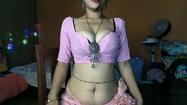 Snapshot of jenny-ki-bella chatting on November 9, 5:28 am jenny-ki-bella online show from November 9, 5:28 am