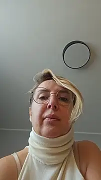 MariaRichi  online show from March 25, 7:36 am