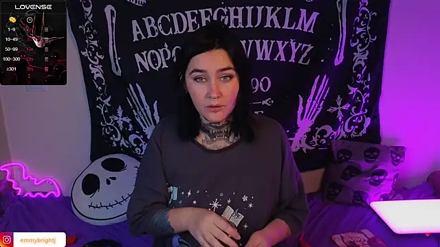 Emmybrightj  online show from September 26, 1:09 am