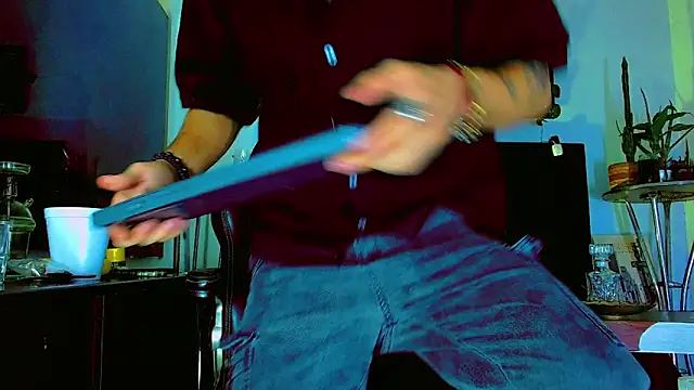 HannibalLester online show from March 29, 6:30 pm