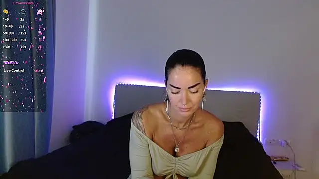 amber tasty online show from December 28, 2:22 am