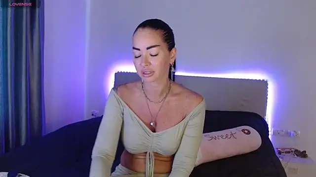amber tasty online show from January 8, 2:25 am