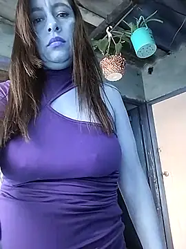 Snapshot of hailey85 chatting on March 10, 8:34 pm hailey85 online show from March 10, 8:34 pm