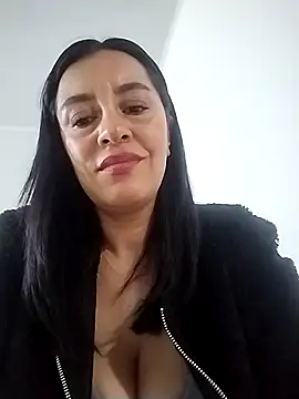 hailey85 online show from May 2, 4:12 pm