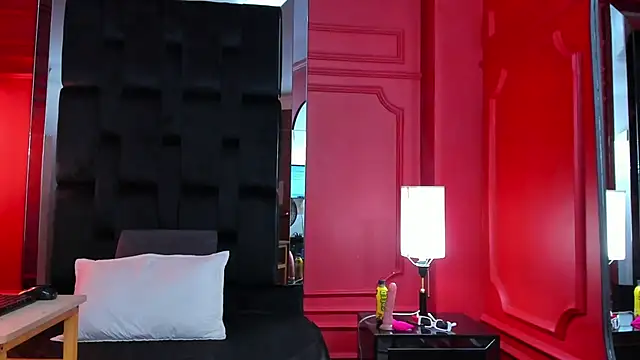 nathalie rossel online show from March 8, 7:09 pm