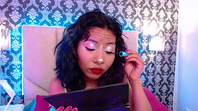 Snapshot of Akane_Uwu chatting on January 7, 12:20 pm Akane Uwu online show from January 7, 12:20 pm