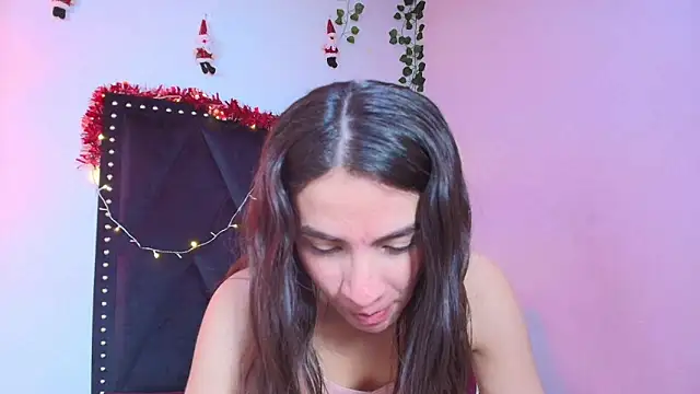 dafne queenn online show from December 5, 12:58 pm