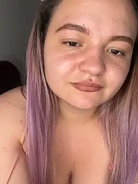 Snapshot of Naiara_Sex_ chatting on March 5, 1:34 am Naiara Sex online show from March 5, 1:34 am