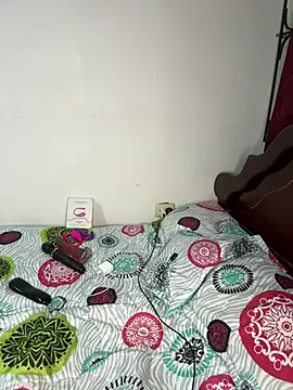 Snapshot of Naiara_Sex_ chatting on March 31, 12:23 am Naiara Sex online show from March 31, 12:23 am