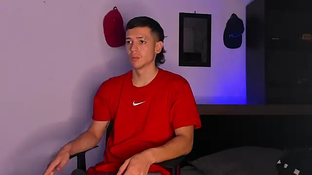 Snapshot of Dimitri_higth420 chatting on September 20, 3:57 pm Dimitri higth420 online show from September 20, 3:57 pm