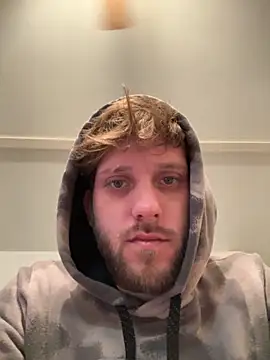 seantolliver57378 online show from October 31, 11:50 pm