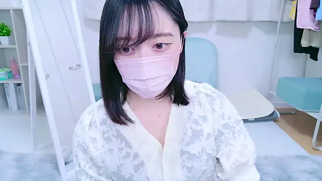 Snapshot of Yurie_ chatting on December 21, 7:35 am Yurie online show from December 21, 7:35 am