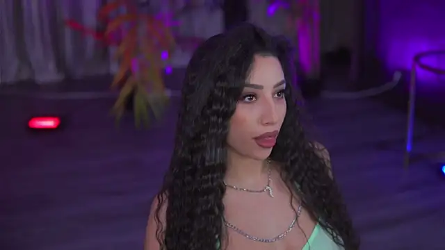 Snapshot of GinaValentinna chatting on September 24, 6:55 pm GinaValentinna online show from September 24, 6:55 pm