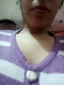 Snapshot of InLero chatting on February 18, 6:59 am InLero online show from February 18, 6:59 am