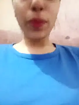 Snapshot of InLero chatting on February 20, 5:44 am InLero online show from February 20, 5:44 am