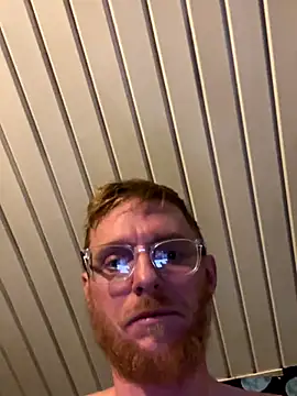 Snapshot of luv2cum7491 chatting on December 6, 12:02 am luv2cum7491 online show from December 6, 12:02 am