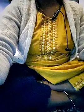 lovelyruhi online show from January 13, 10:47 am