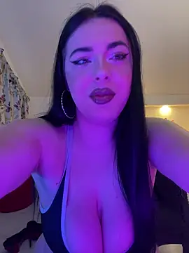 Snapshot of KeiraDark chatting on May 13, 4:10 am KeiraDark online show from May 13, 4:10 am