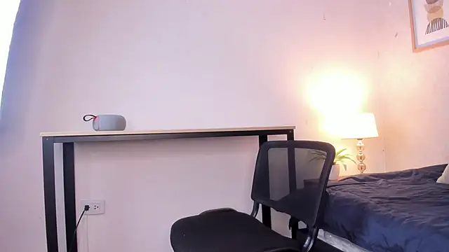 Caroline dh online show from January 17, 11:37 am