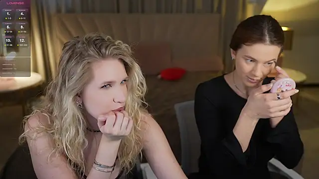 Julia  Star  online show from March 27, 4:29 pm