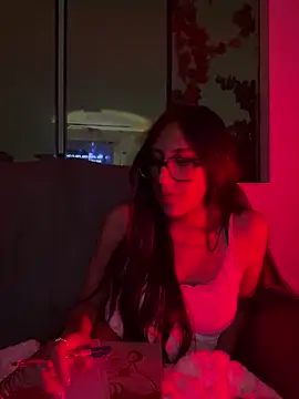 AleFantasy0001 online show from May 26, 5:14 am